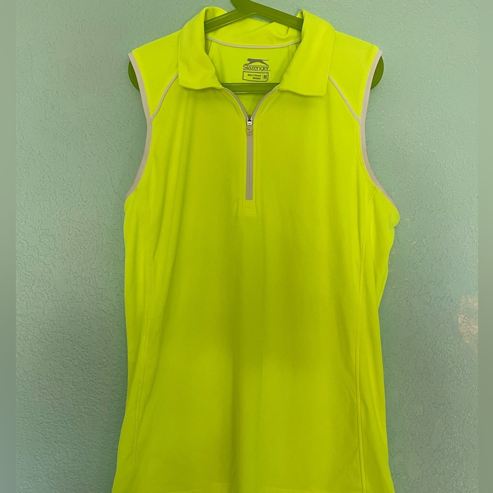 Slazenger Polo Women Size Medium Yellow Fluorescent Core Tech Sleeveless Golf